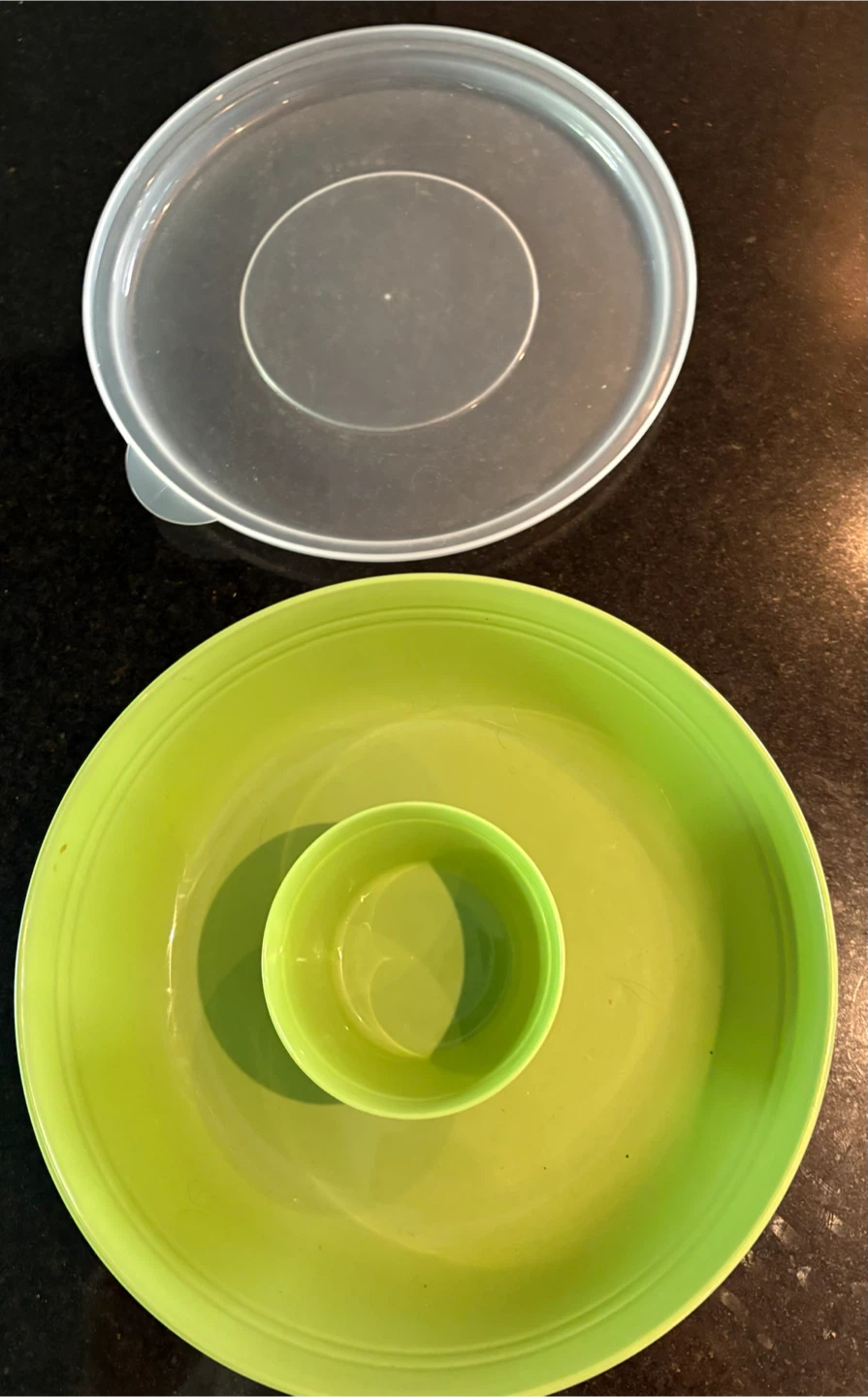 Green Chip and Dip Platter with Lid - photo 2