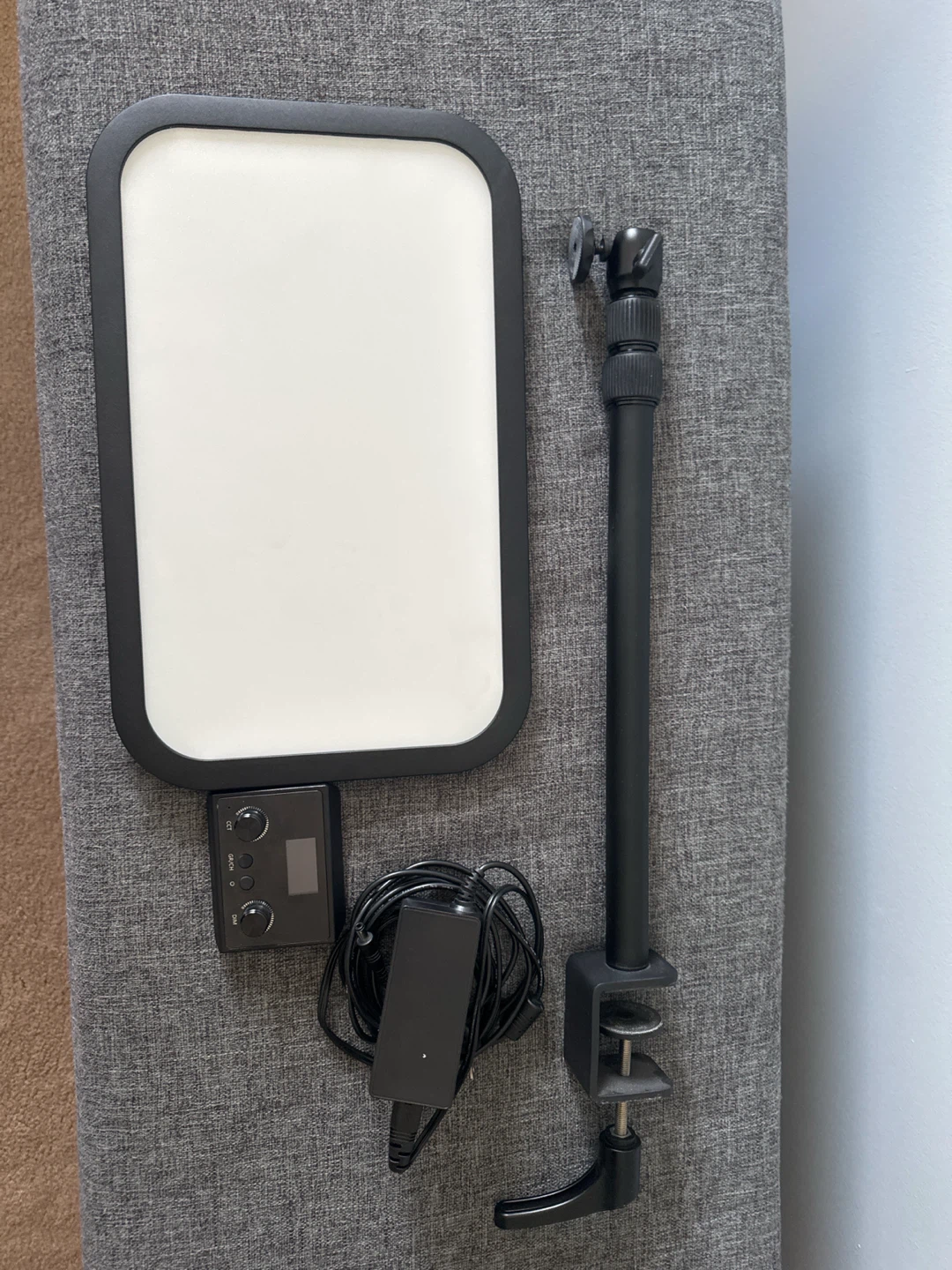 Godox ES45 LED Light with table mount - photo 4