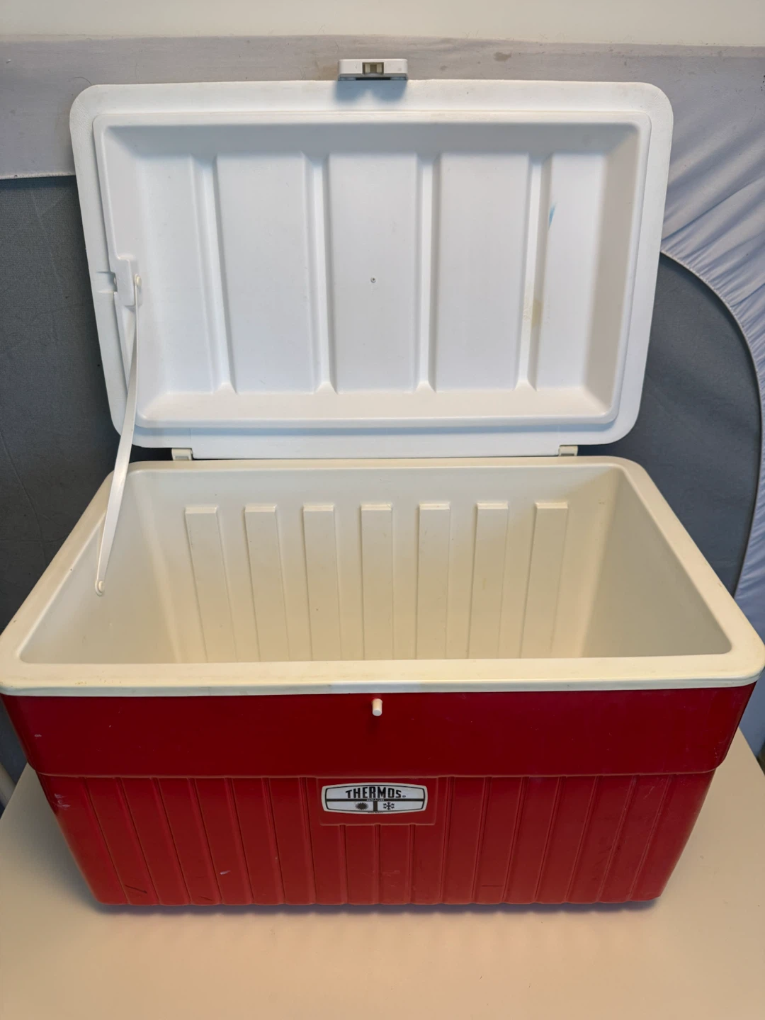 Red Thermos Cooler - photo 2