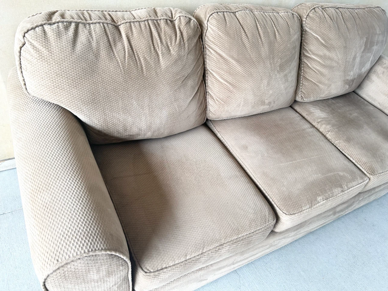 DELIVERY AVAILABLE! TAN FABRIC SOFA + CHAIR FOR $300! - photo 5
