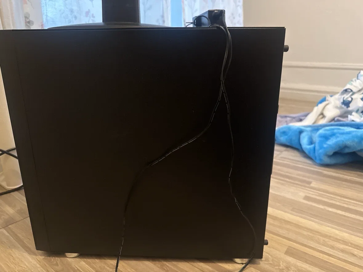 iBUYPOWER Computer Case with old but workable parts - photo 4