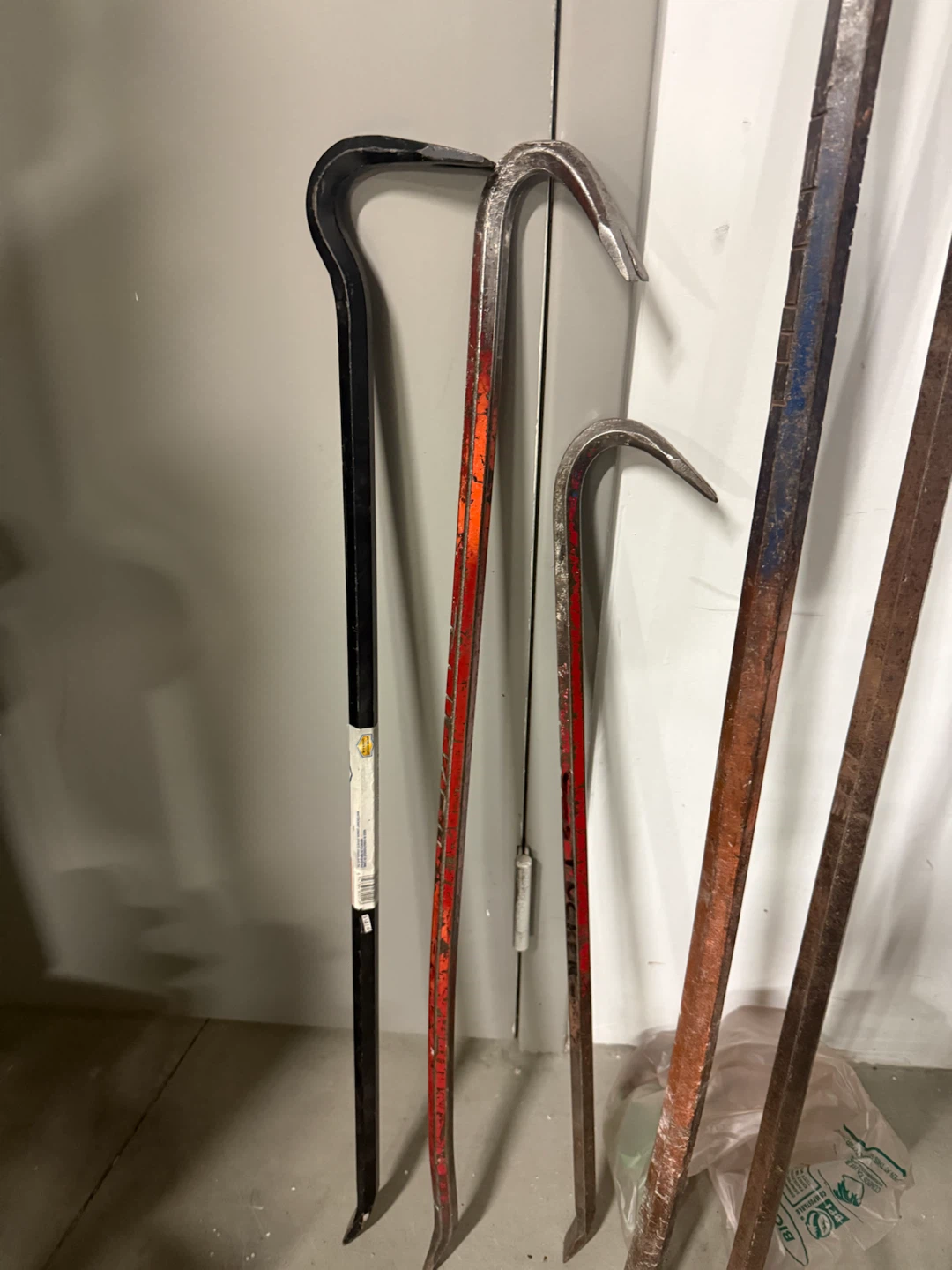 Set of 5 Crowbars  $40 long;$20 small