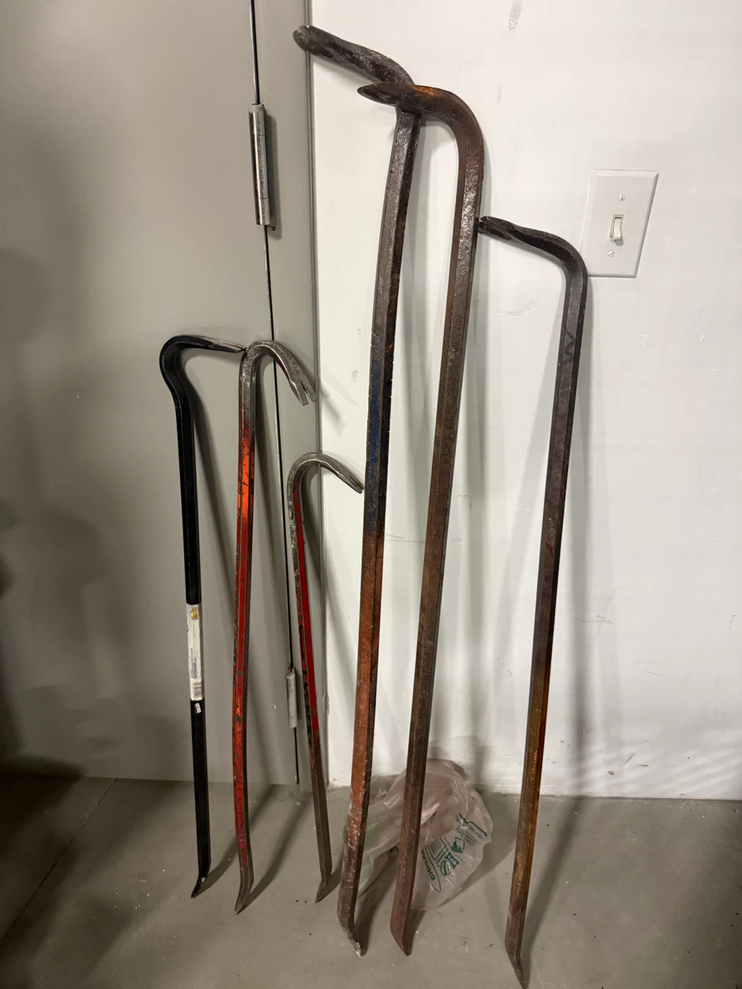Set of 5 Crowbars  $40 long;$20 small - photo 2