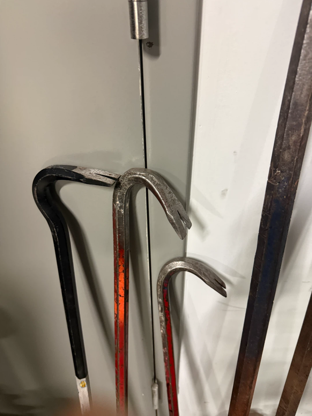 Set of 5 Crowbars  $40 long;$20 small - photo 5