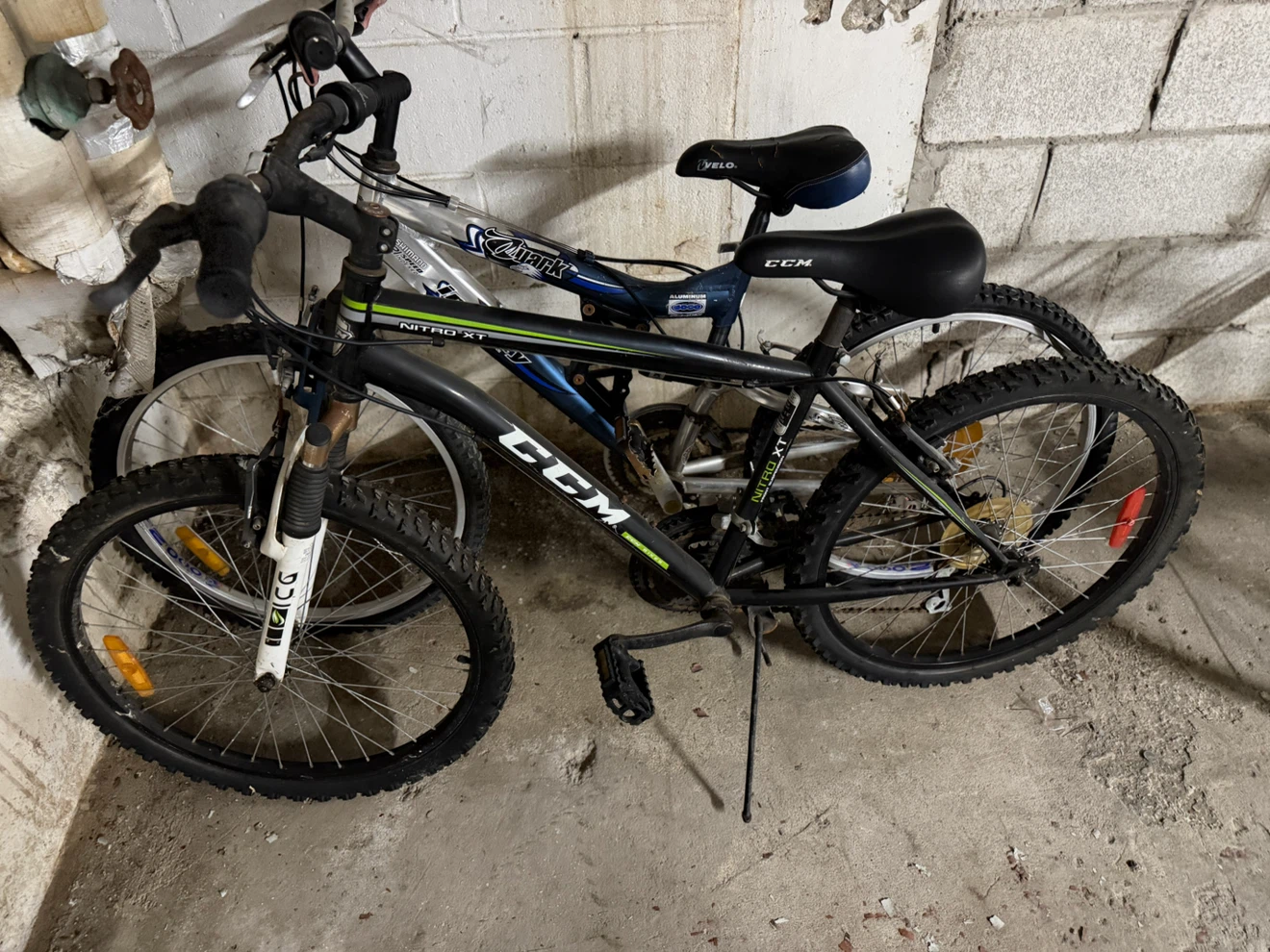 Mountain bikes - photo 2