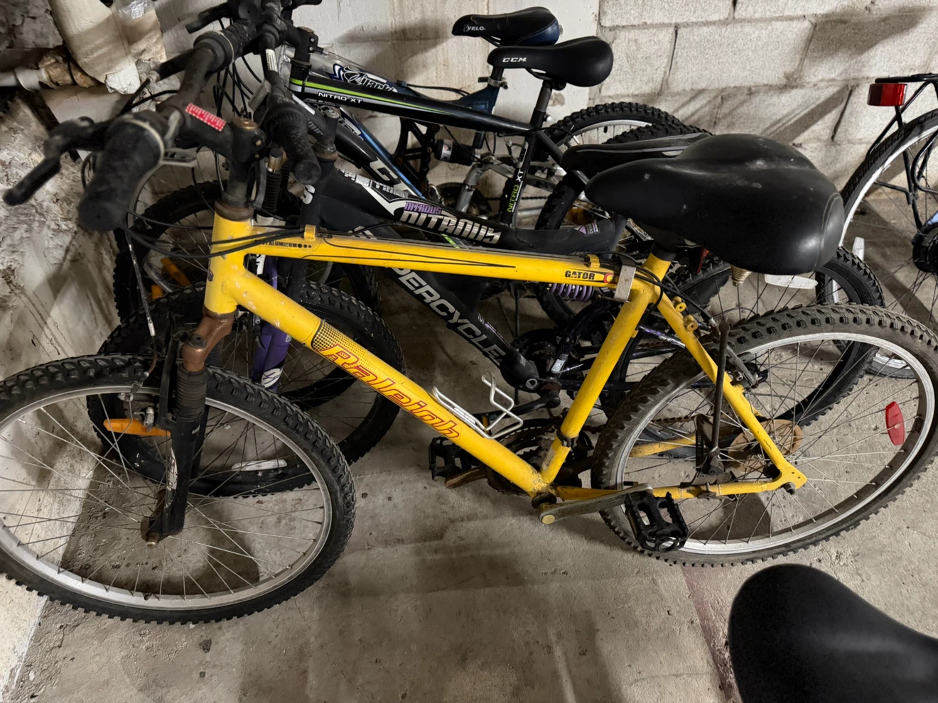 Mountain bikes - photo 4