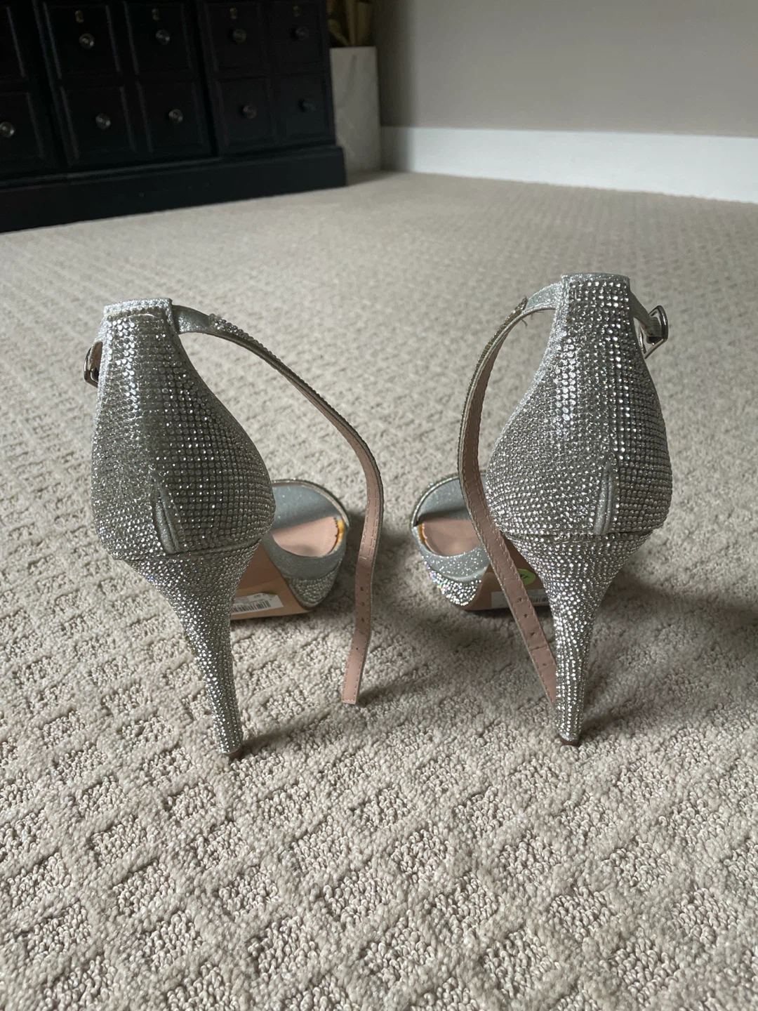 Silver heels - photo 4