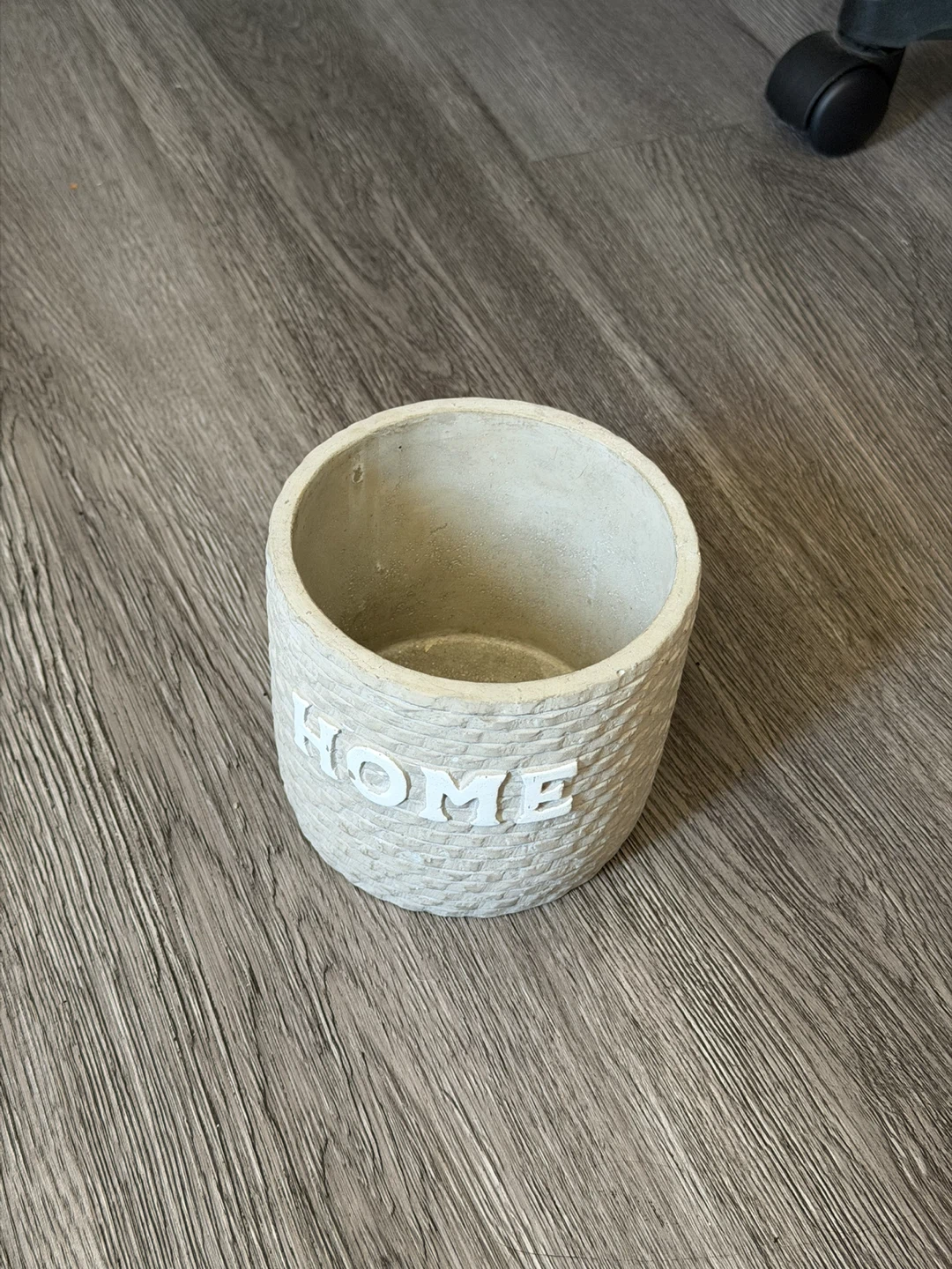 Round "HOME" Planter Pot