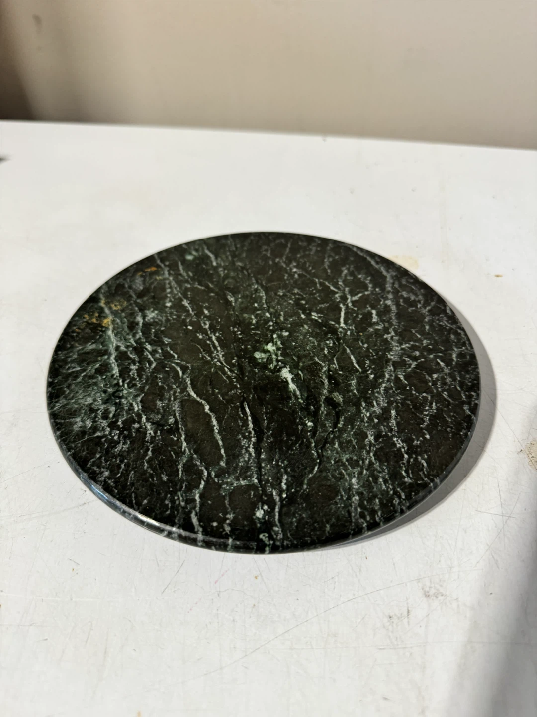 Round blackish Green Marble pot holder