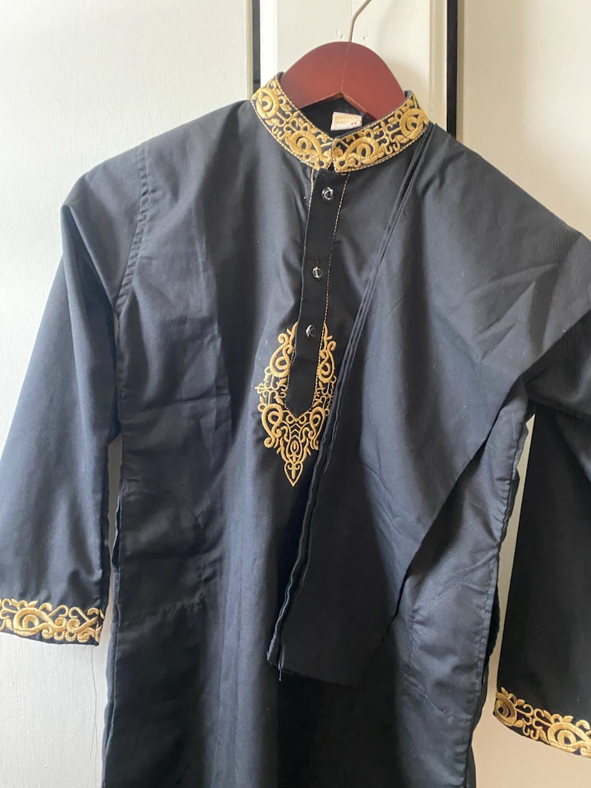 Black Kurta with Gold Embroidery - photo 3