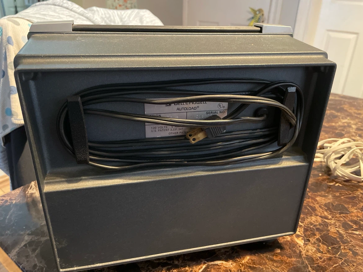 Bell & Howell Autoload 8mm Film Projector - photo 5