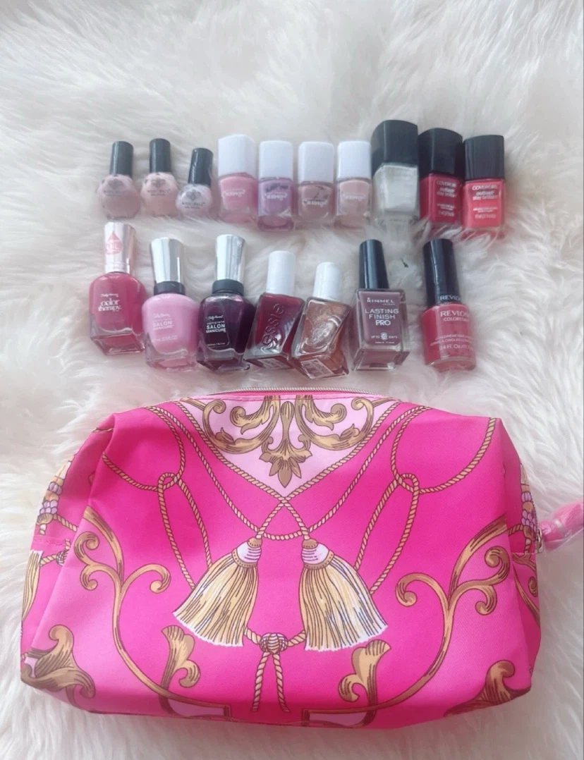 30 Nail Polish Collection with Makeup Bags - photo 5
