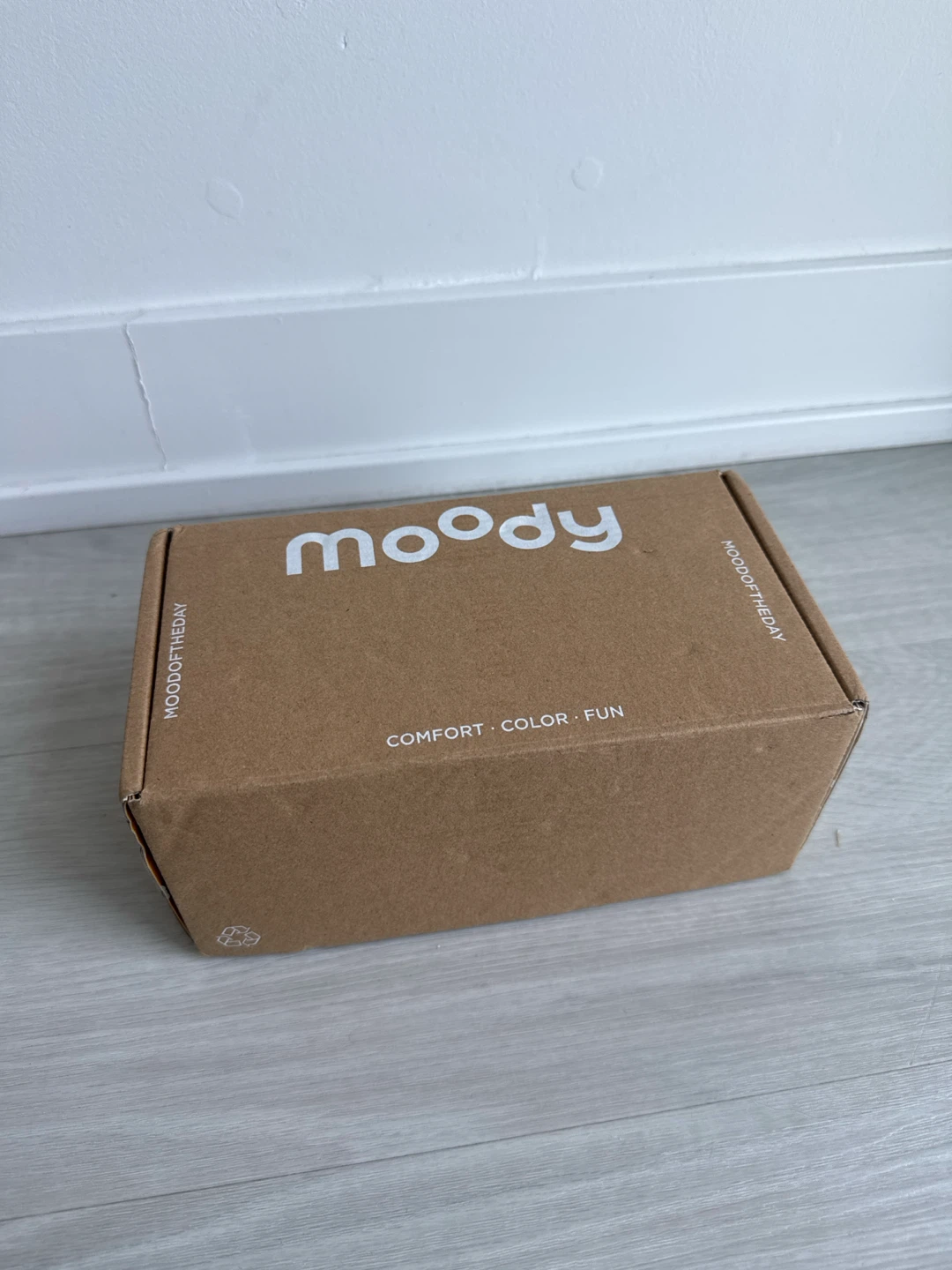 Moody Lenses - 1Day Colored Contact Lenses - photo 3