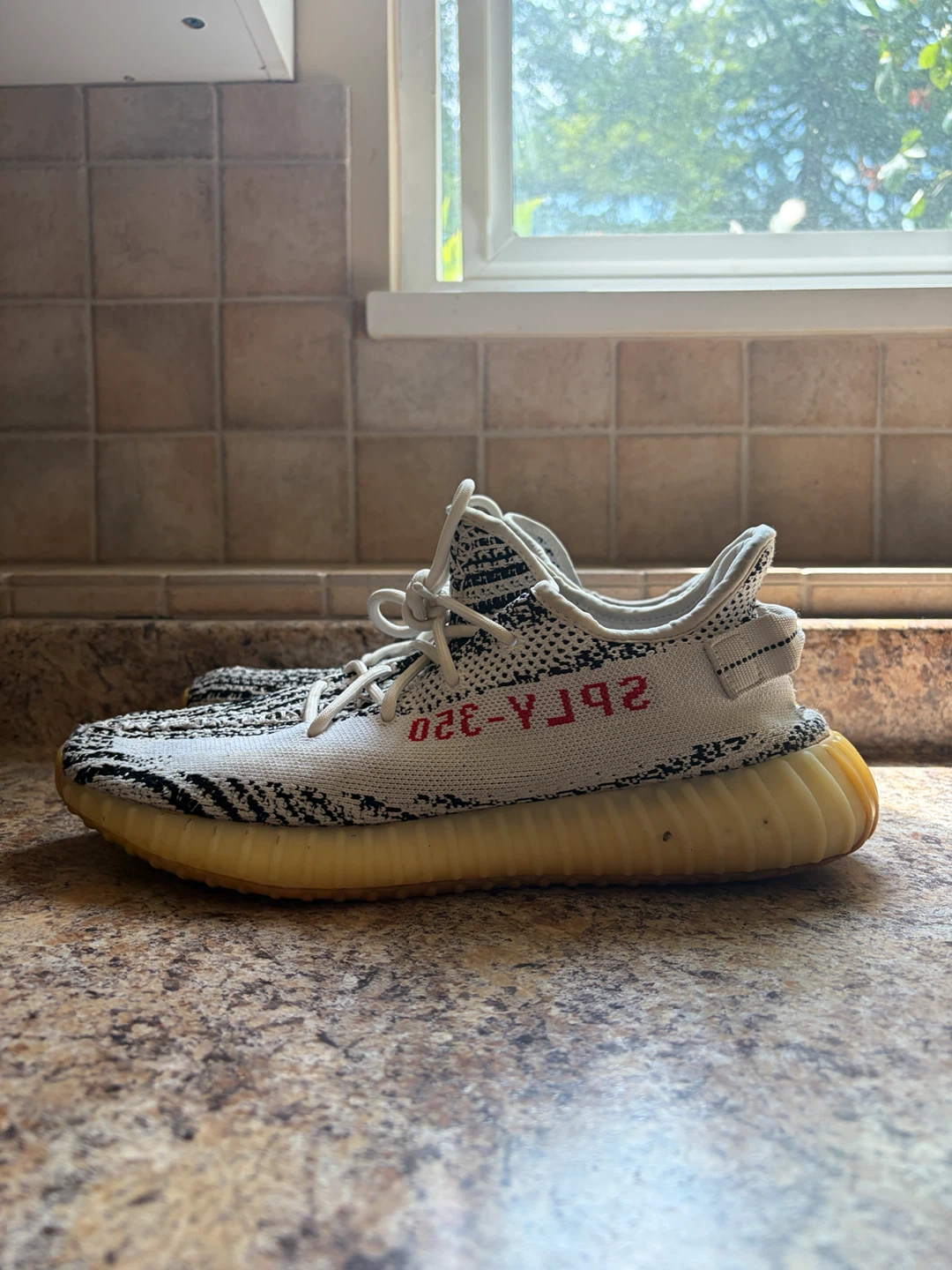 Adidas Yeezy Boost 350 V2 Zebra - photo 3