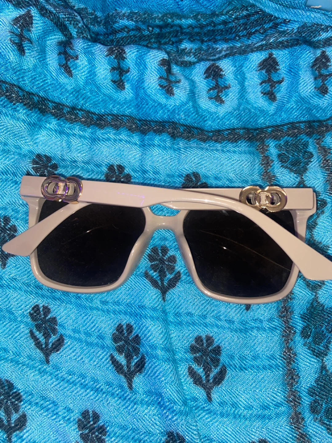 Fashion Sunglasses - photo 2