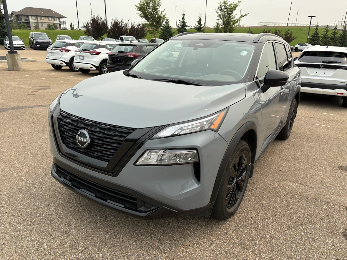2023 Nissan Rogue SV AWD Midnight Edition
