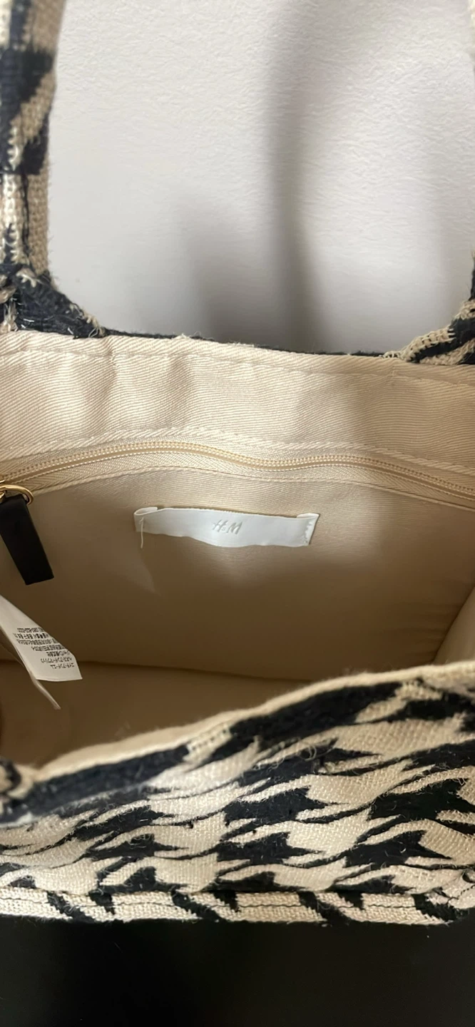 H&M Houndstooth Mini Tote Bag - photo 4