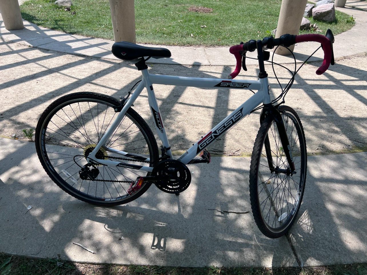 Genesis Saber Road Bike - photo 4