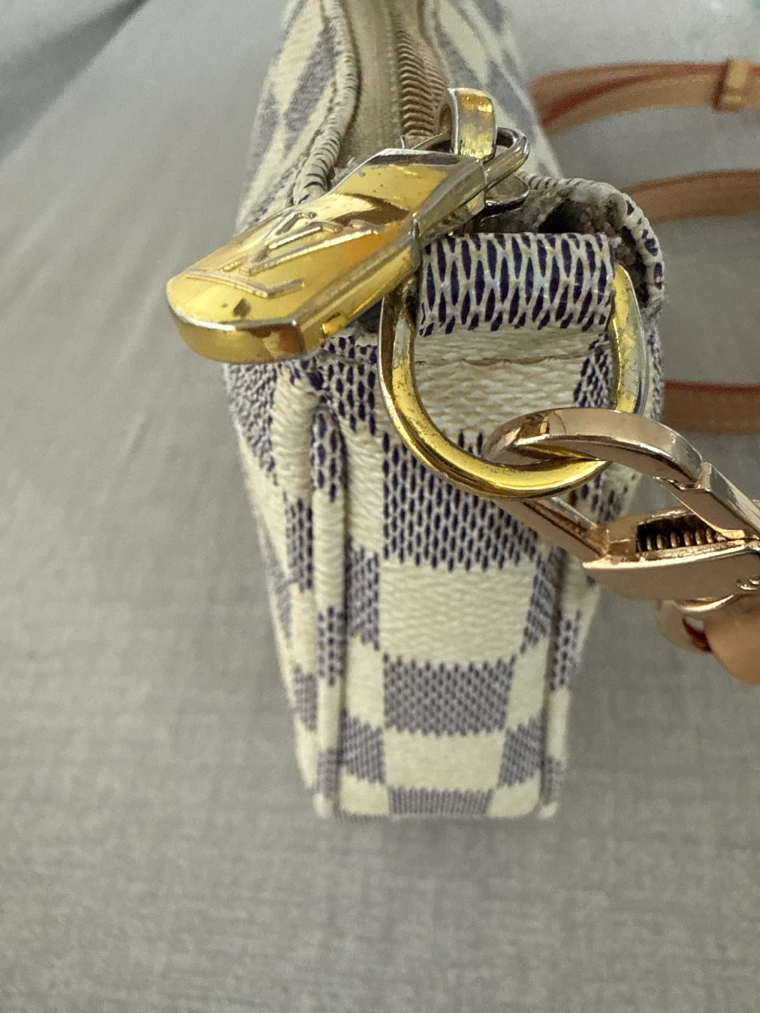 Louis Vuitton Damier Azur Pochette Accessoire Bag - photo 5