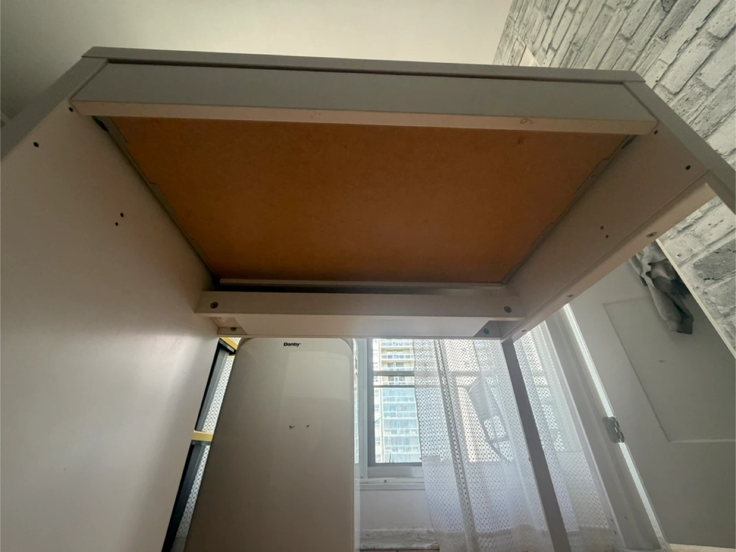White Desk with Drawer - photo 3