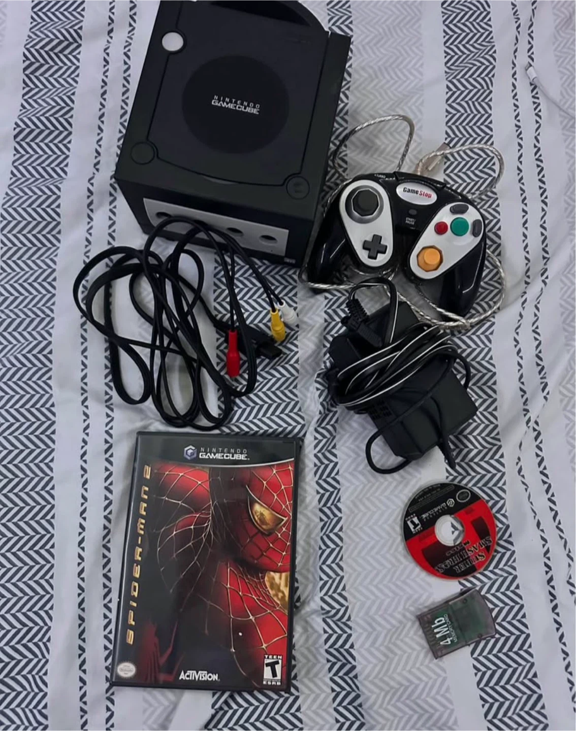 Nintendo GameCube Console Bundle