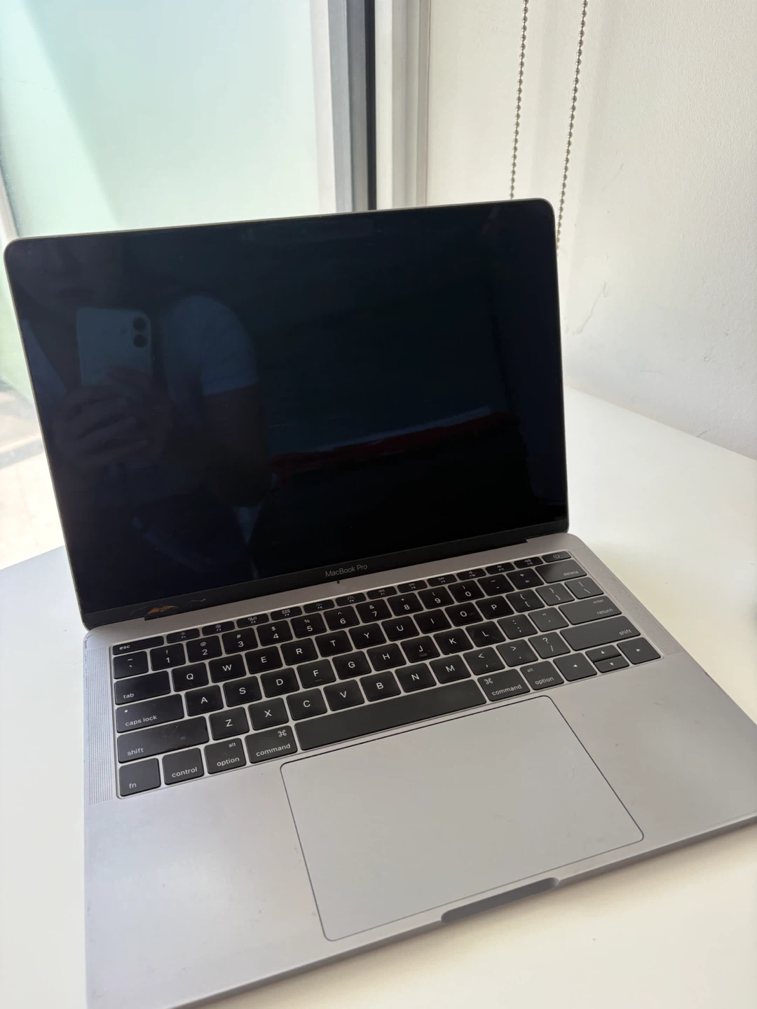 Apple MacBook Pro Laptop - photo 2