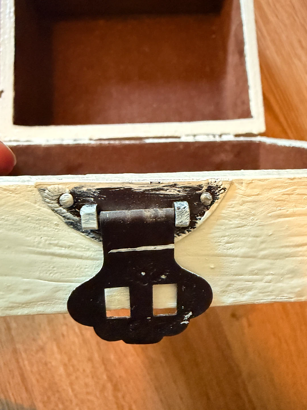 Decorative Trinket Box with Clasp - photo 4