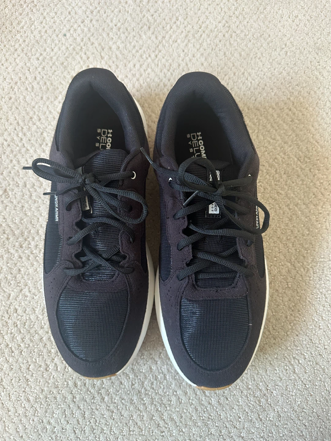 Under Armour Men's Black Comfort Deluxe Running Shoes - photo 3