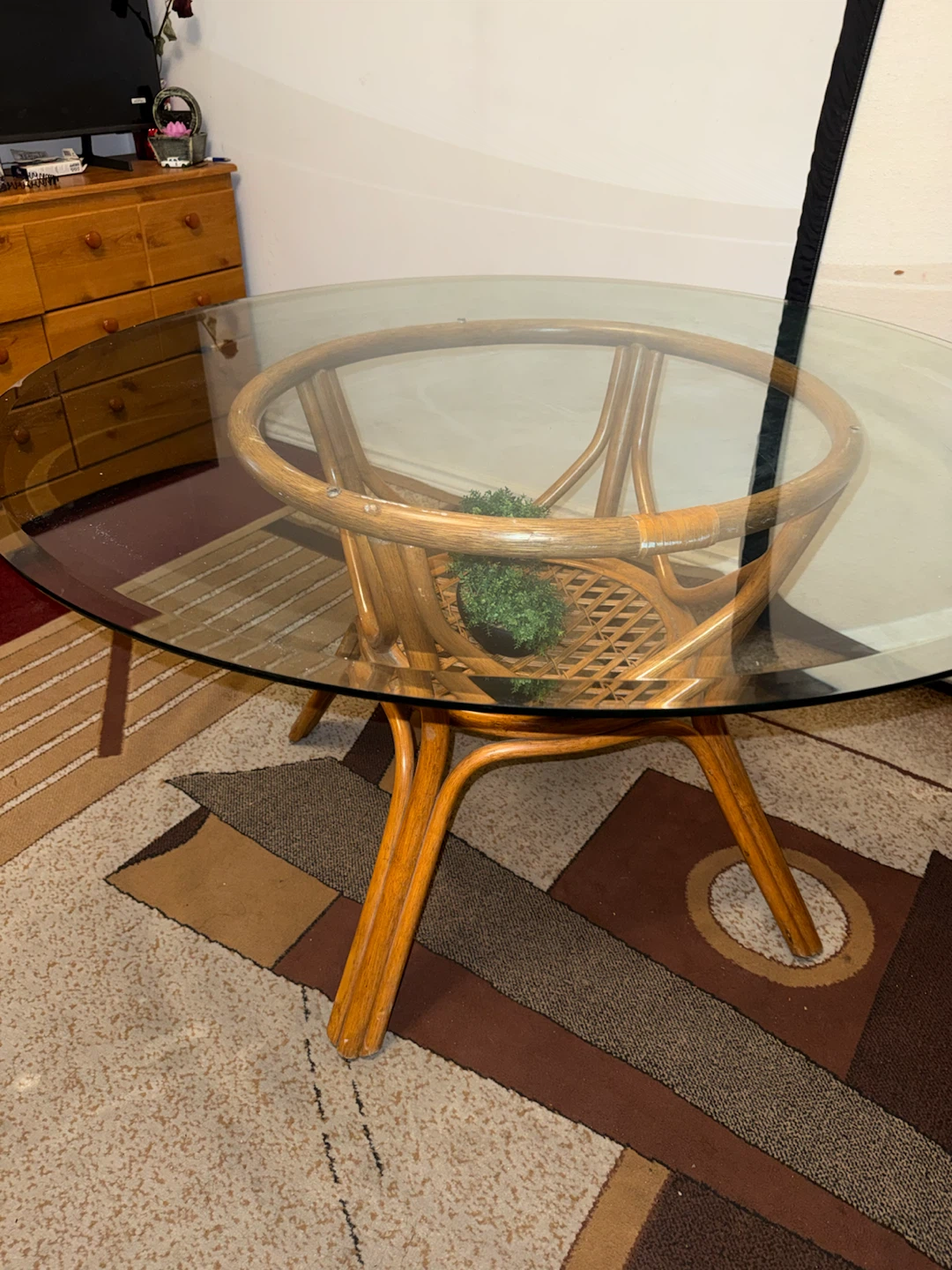 Rattan and Glass Round Coffee Table - photo 2