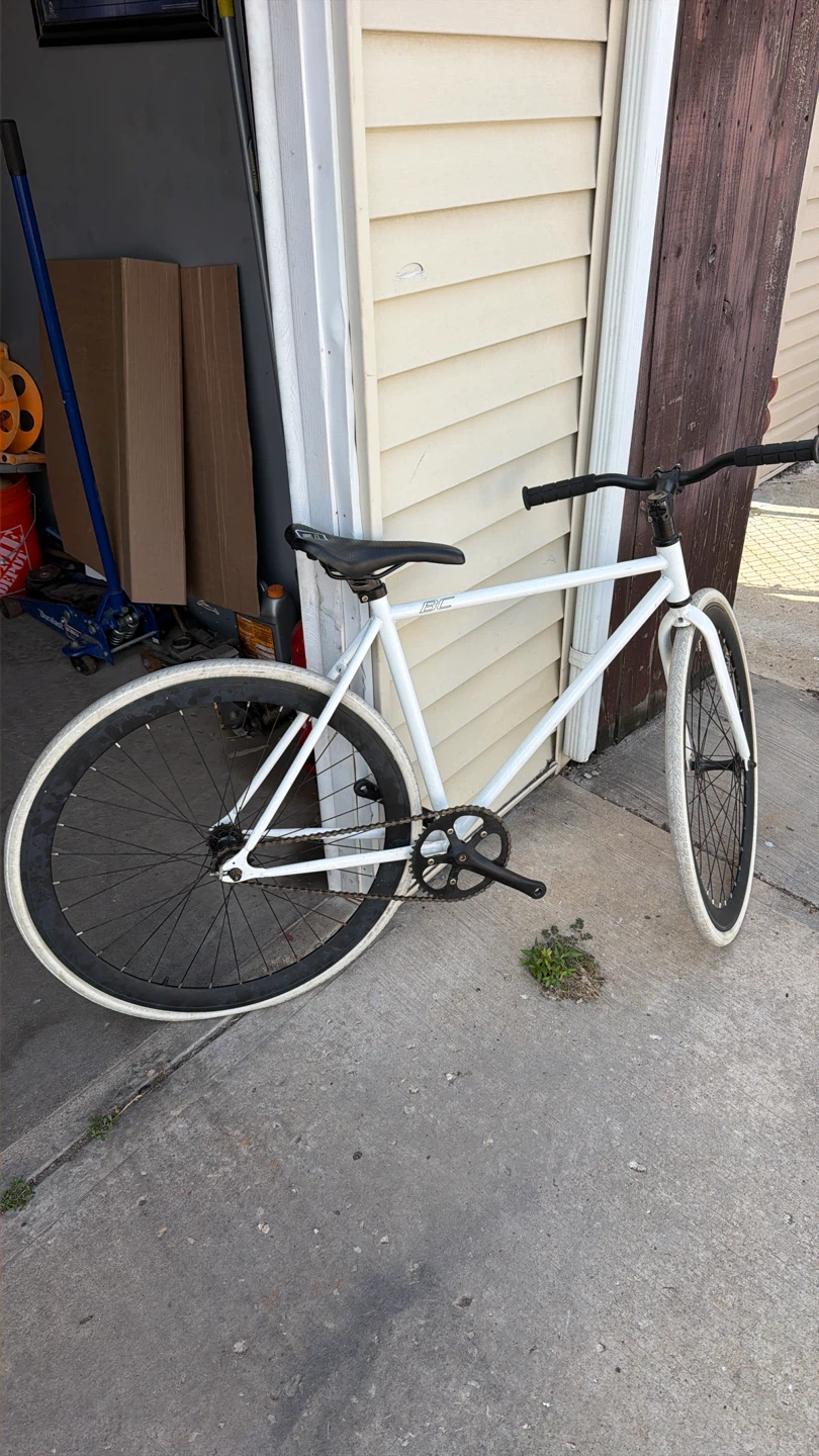 White Single Speed Fixie Bicycle