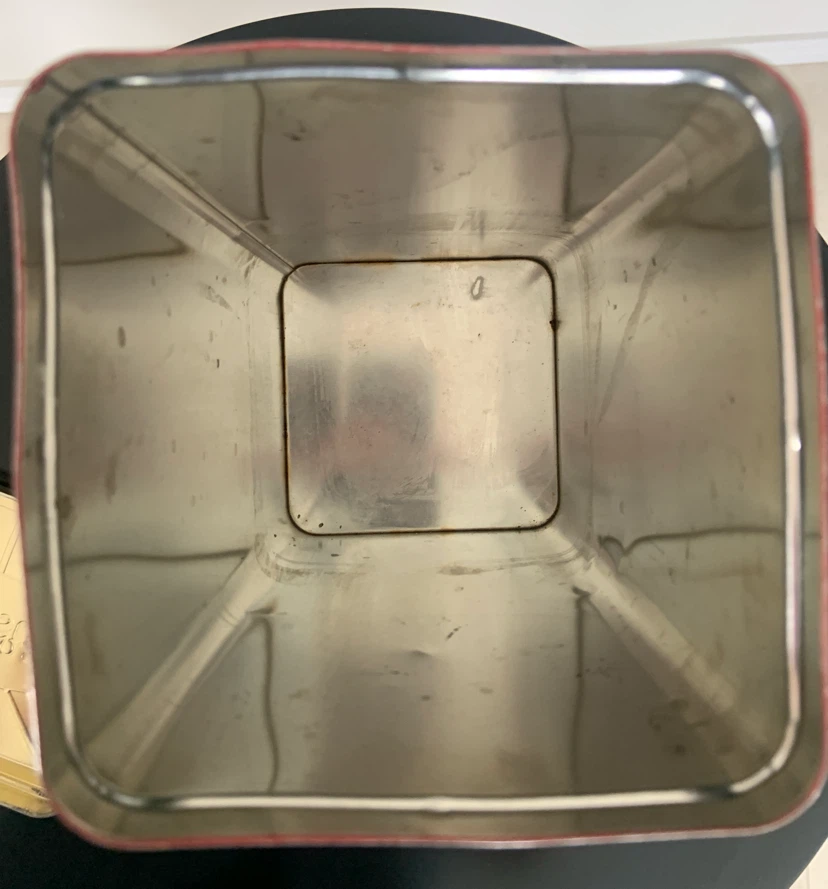 Christie's Premium Plus Salted Crackers Tin - photo 3