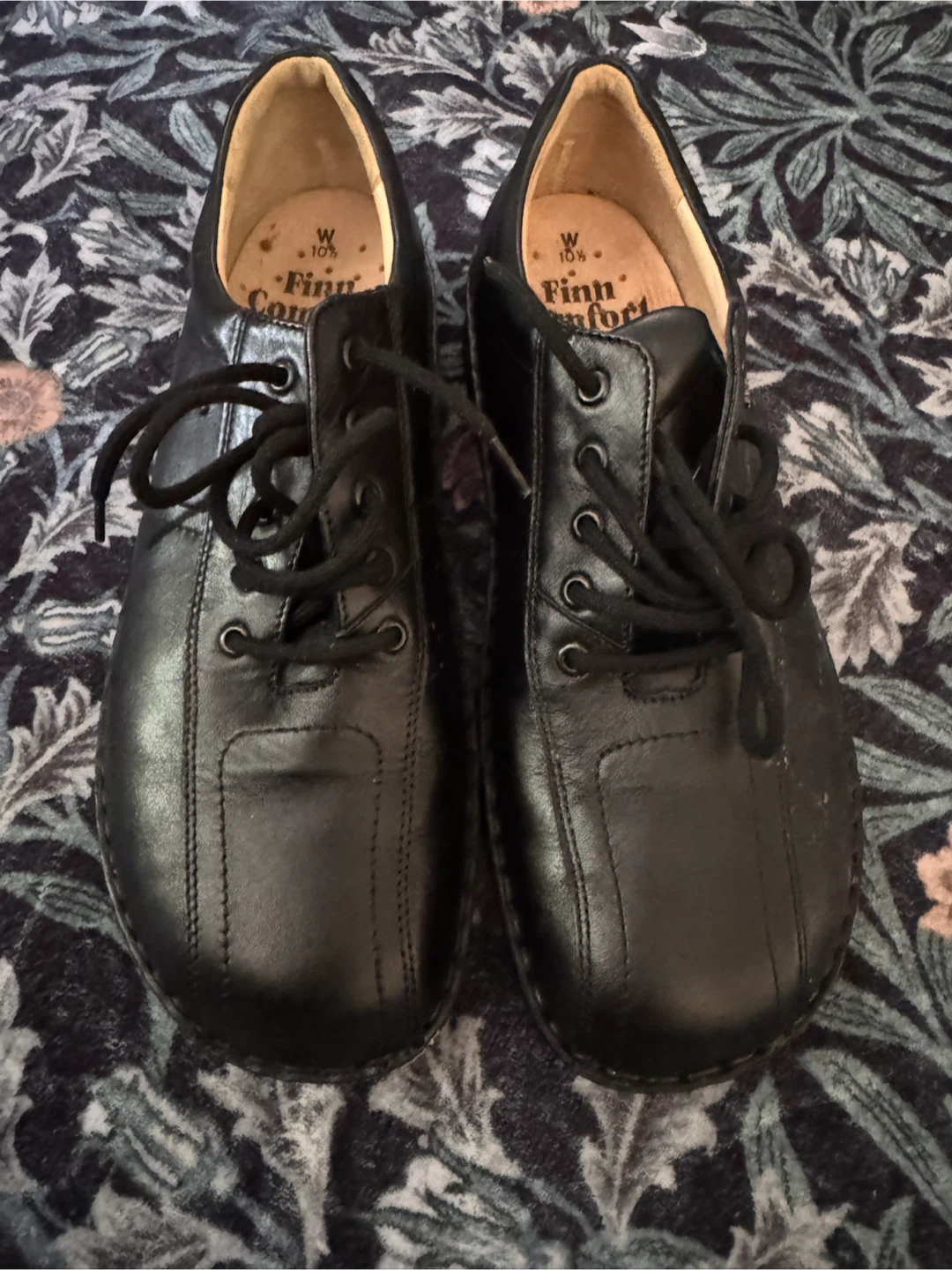 Finn Comfort Black Leather Lace-Up Shoes