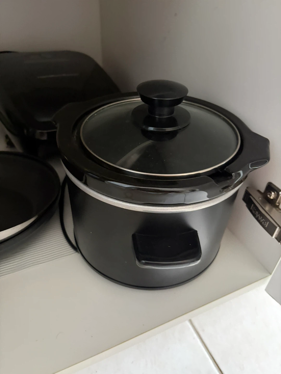 Black Slow Cooker with Glass Lid