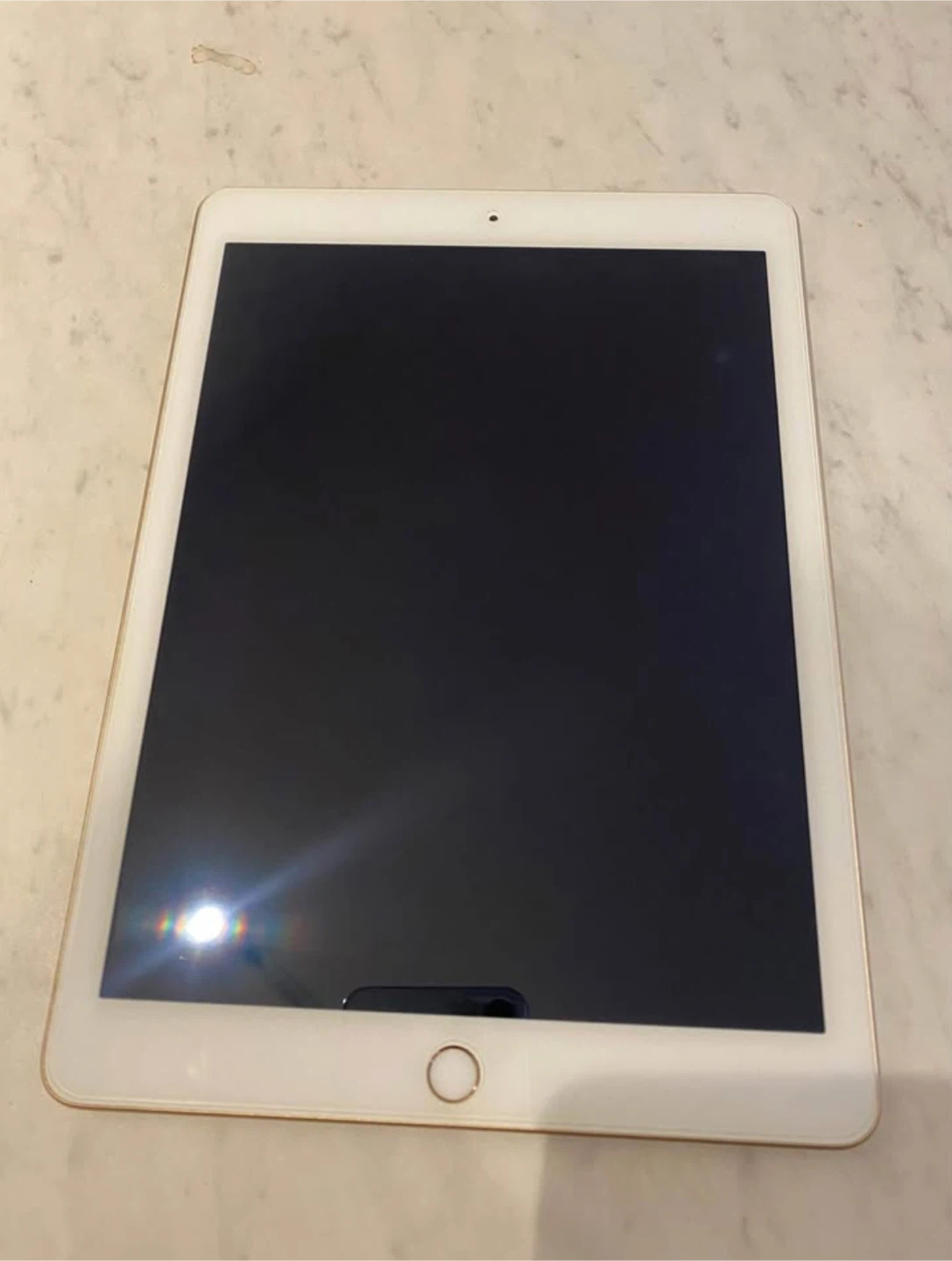 iPad 5th Generation - Pink, 32GB (Wi-Fi)