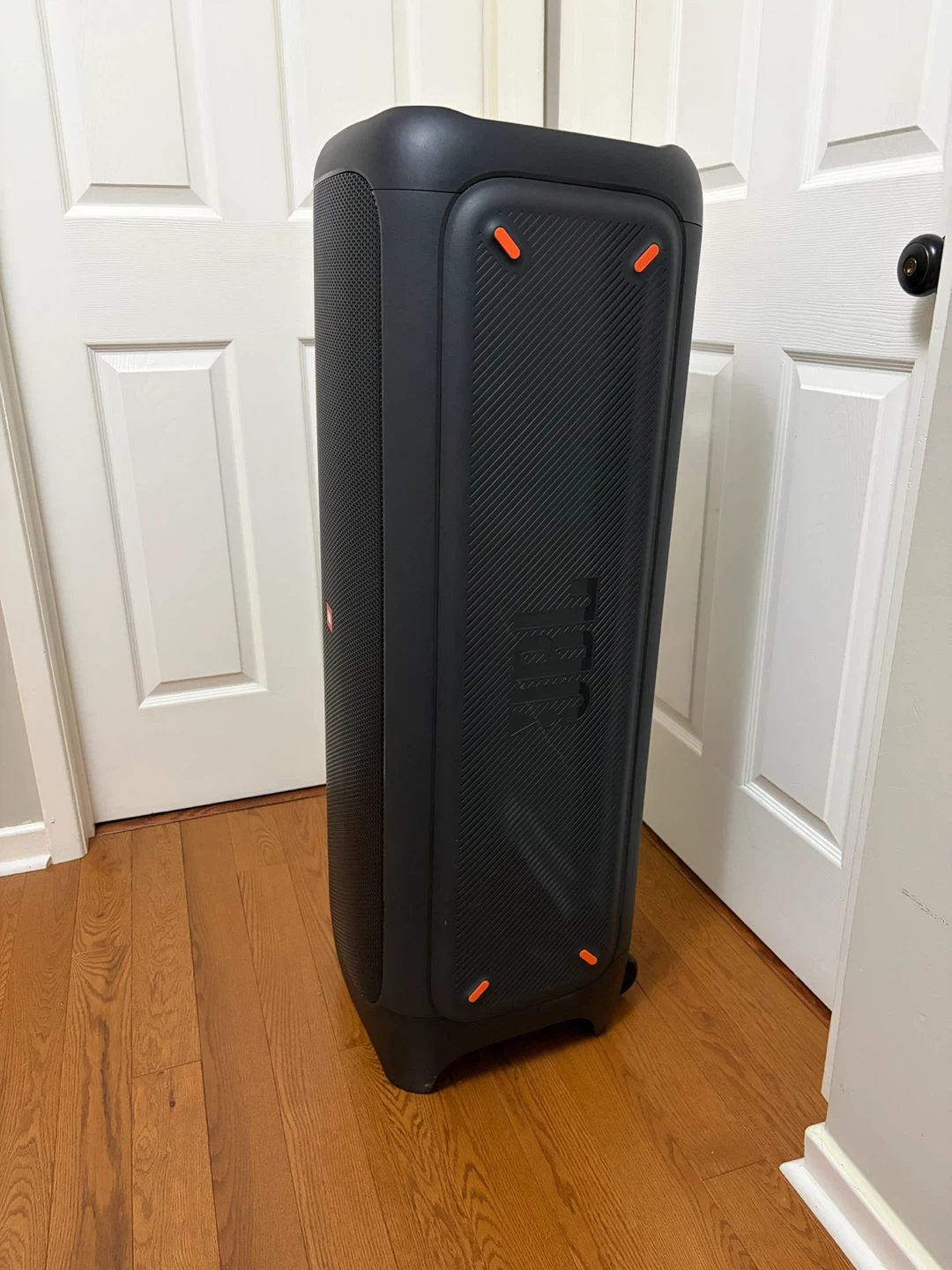 JBL Partybox 1000 - photo 2