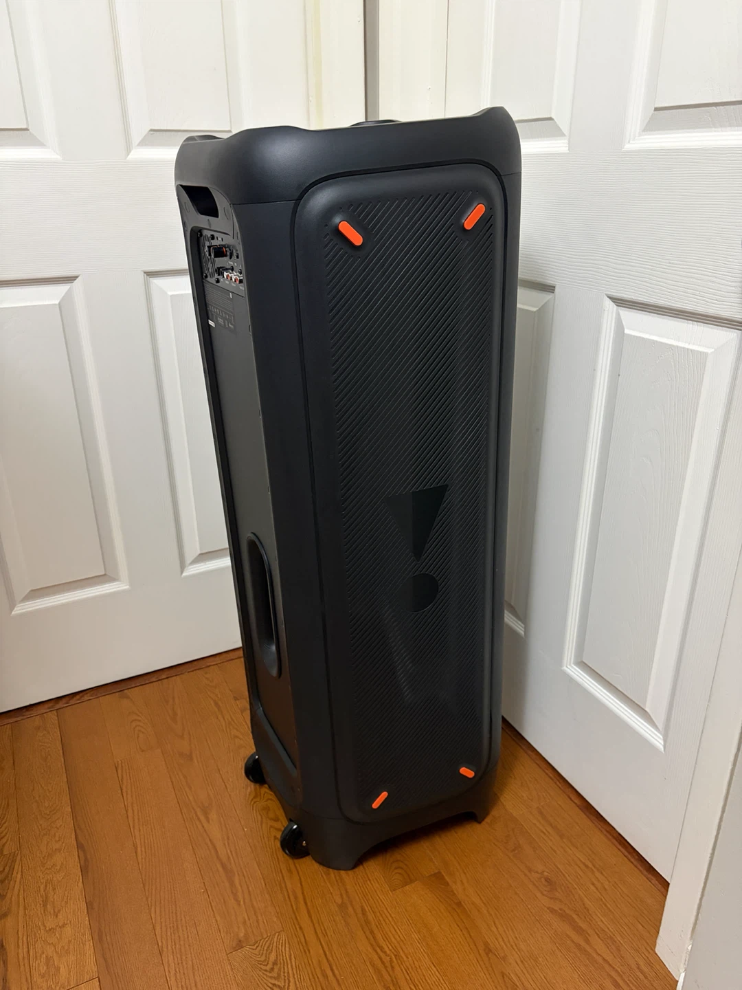 JBL Partybox 1000 - photo 4