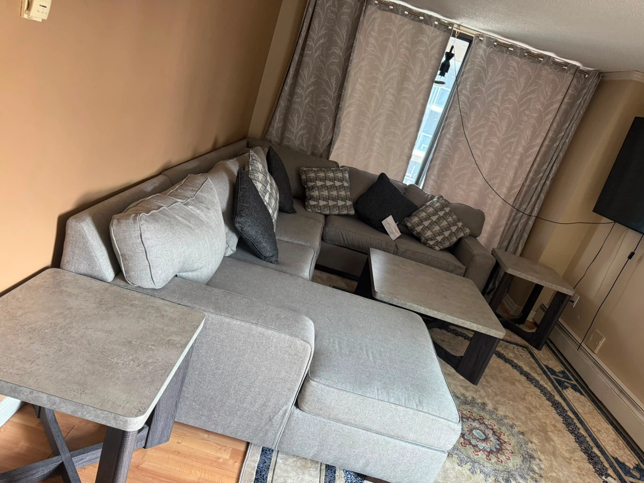 Living Room Sofa Set for Sale – Excellent Condition! - photo 4