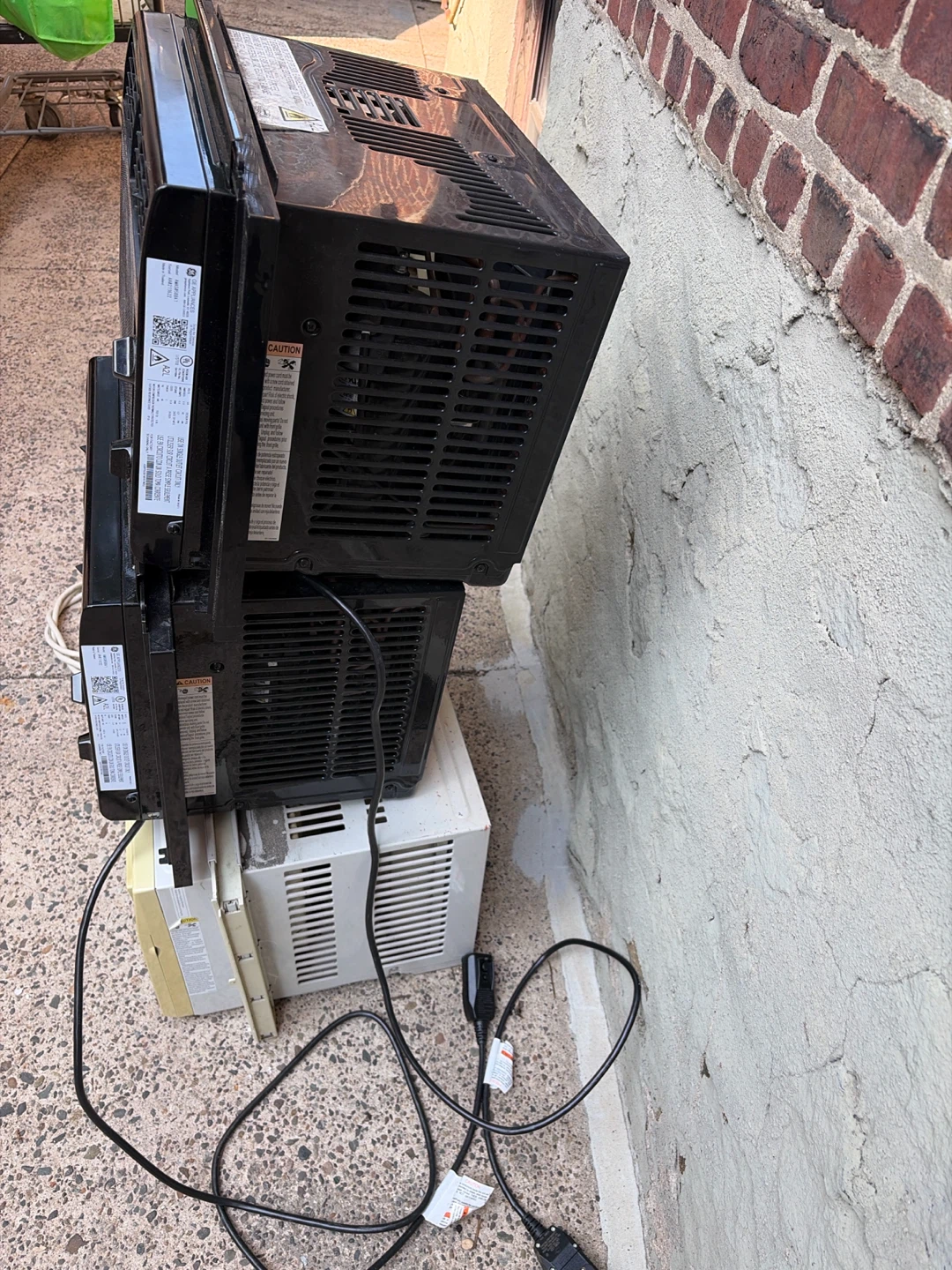 2 GE Window Air Conditioners & 1 GE Mini-Split Unit - photo 3