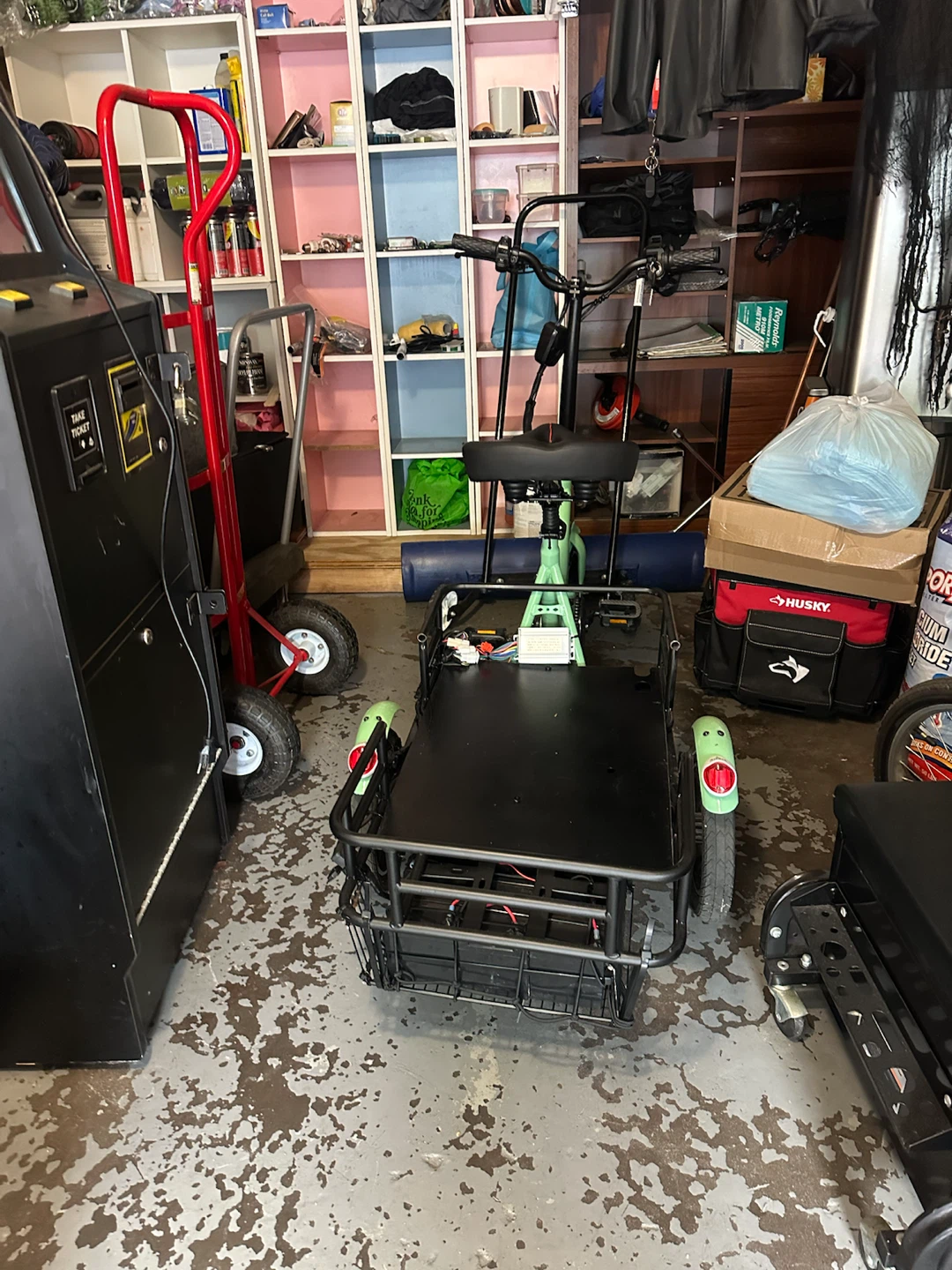 Electric tricycle