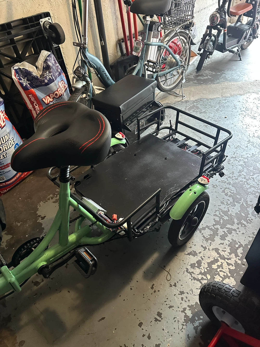 Electric tricycle - photo 2