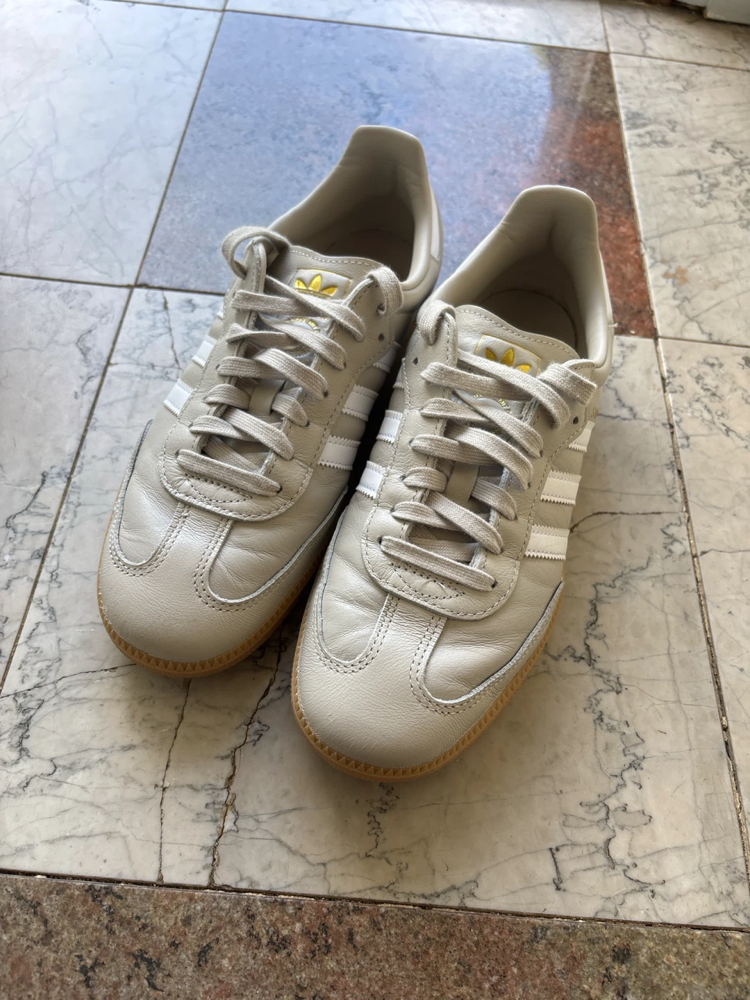 Adidas Samba - size 9.5 Mens