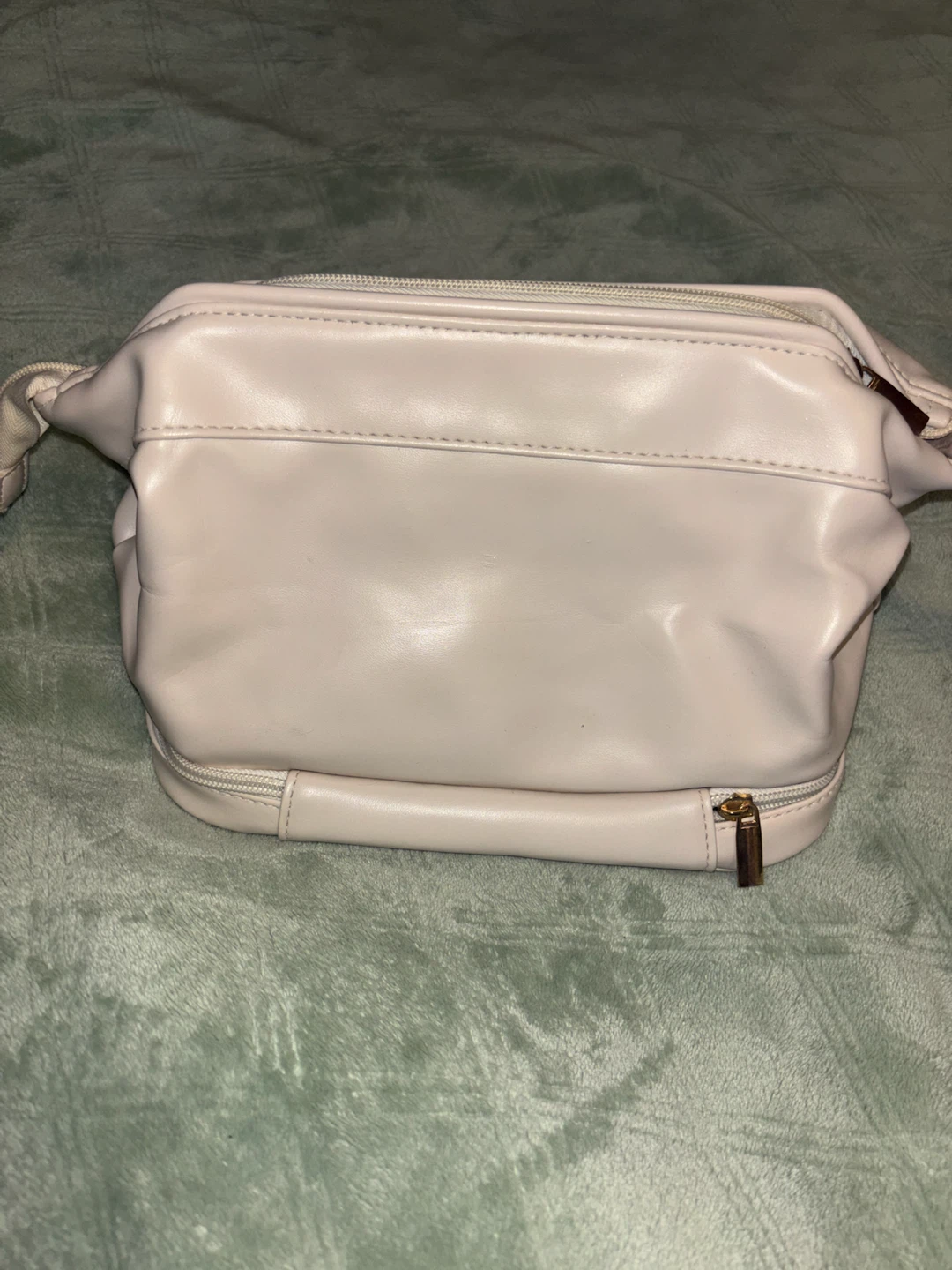 Makeup collection with brushes and a bag - photo 3