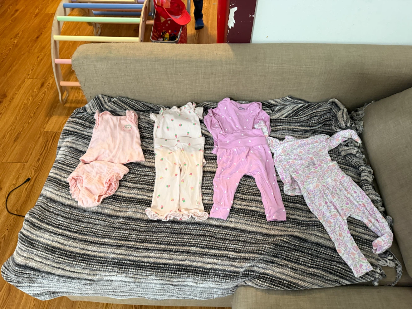 baby girl clothes set size 6 months