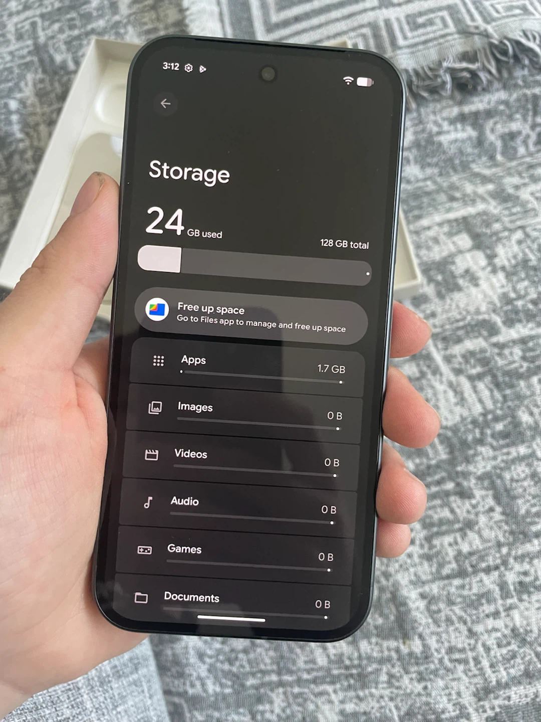 Google pixel 10 smartphone - photo 2
