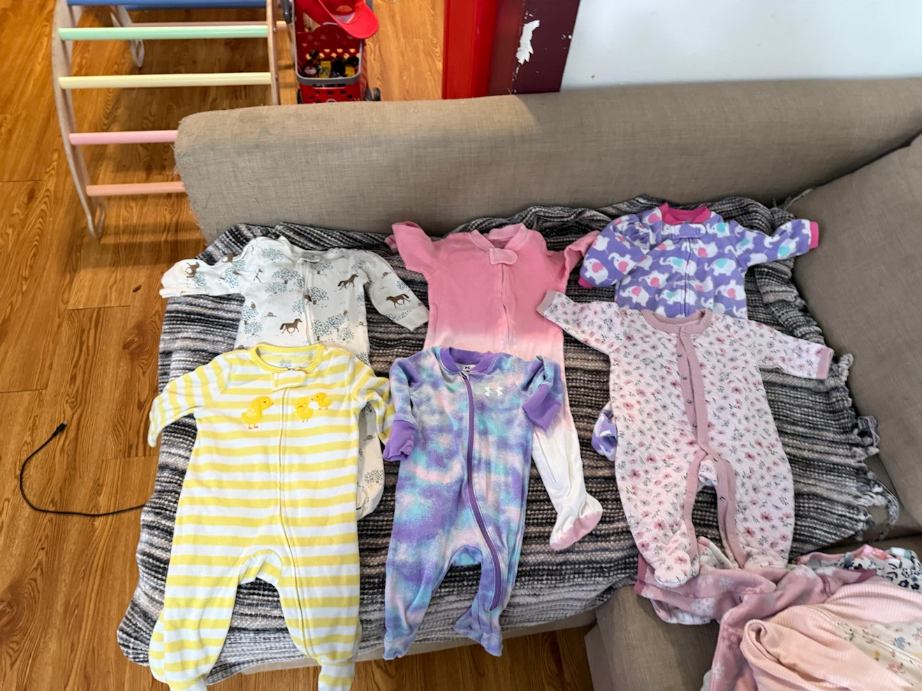 Assorted Baby Sleepers Bundle size 6 months
