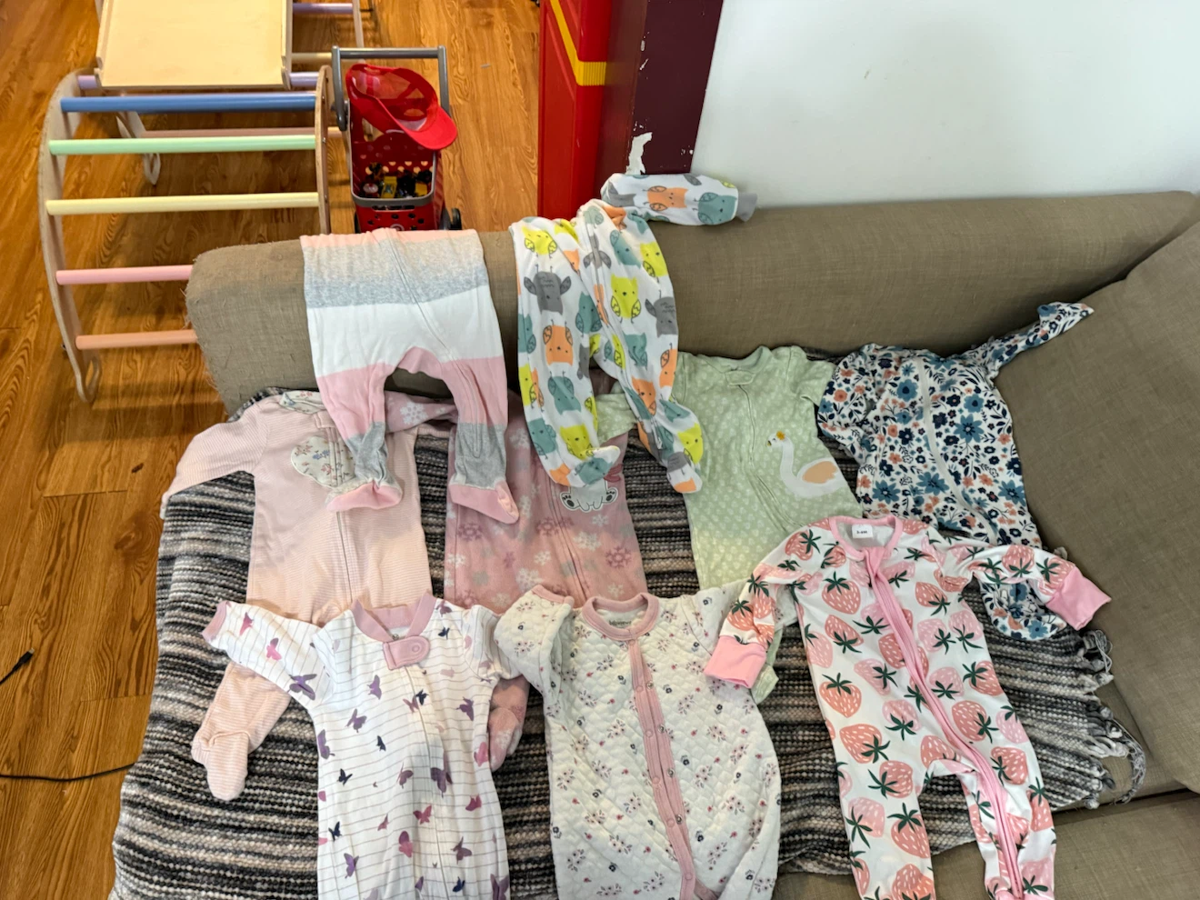 Assorted Baby Sleepers Bundle size 6 months - photo 2