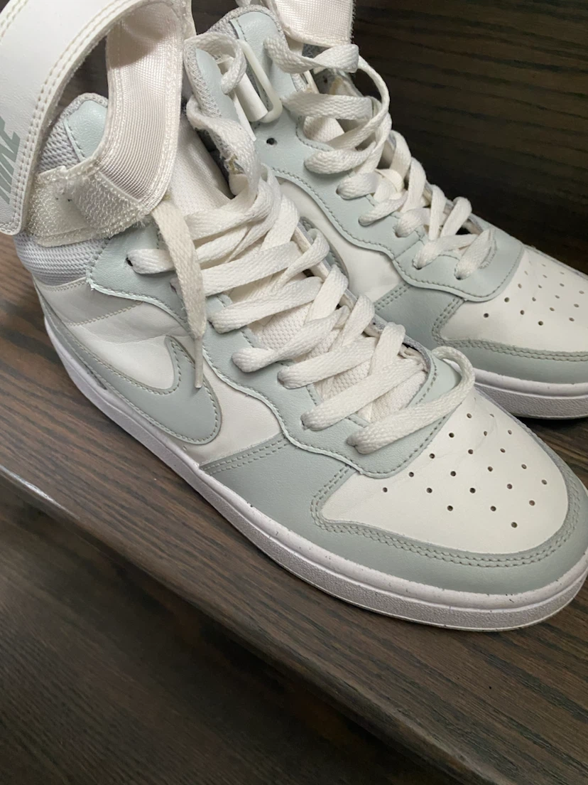 Nike High Top Sneakers - photo 2