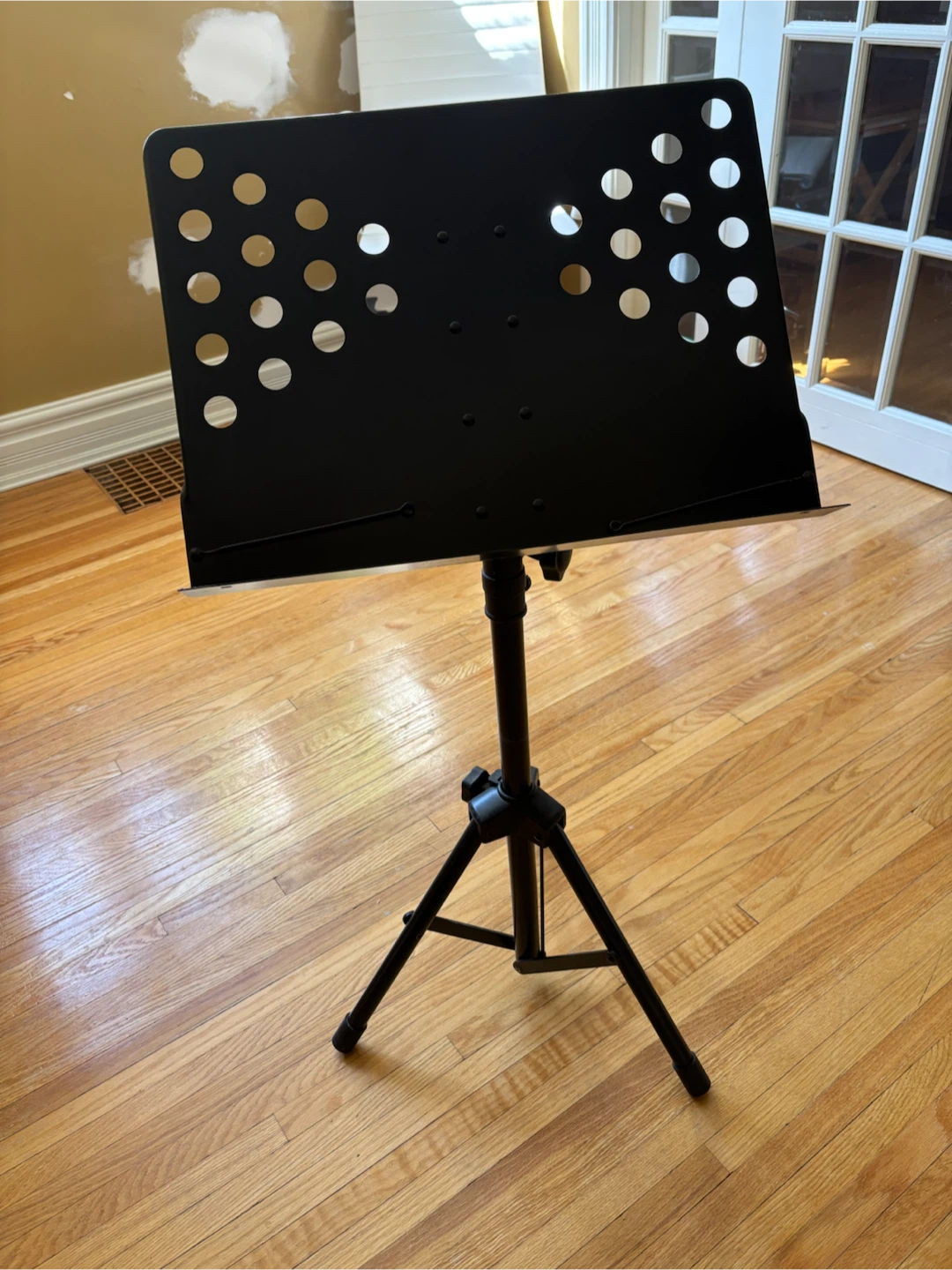 Adjustable Black Music Stand