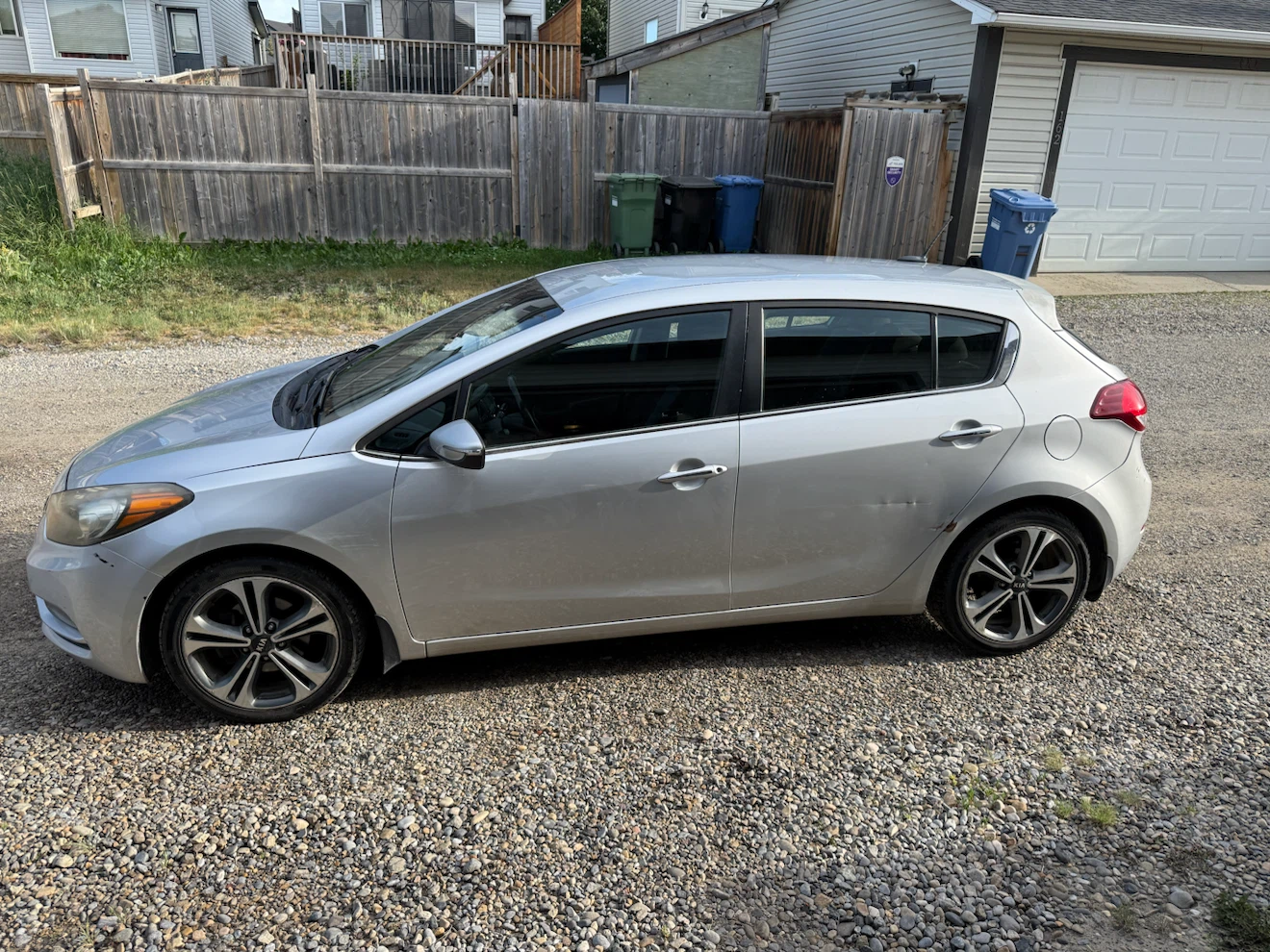 Silver 2015 Kia Forte5 EX Hatchback - photo 2