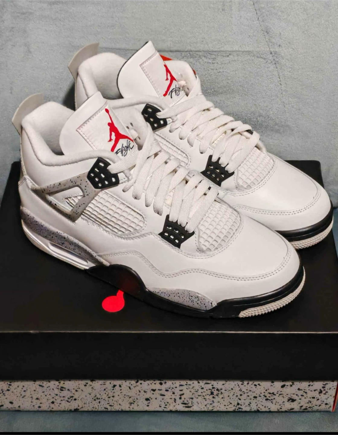 Jordan 4 White Cement